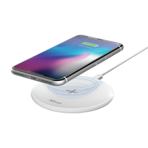 TRUST TELEFON TÖLTŐ VEZETÉK NÉLKÜLI - QYLO FAST (10W, FEHÉR, QI SZABVÁNY, QUICKCHARGE)