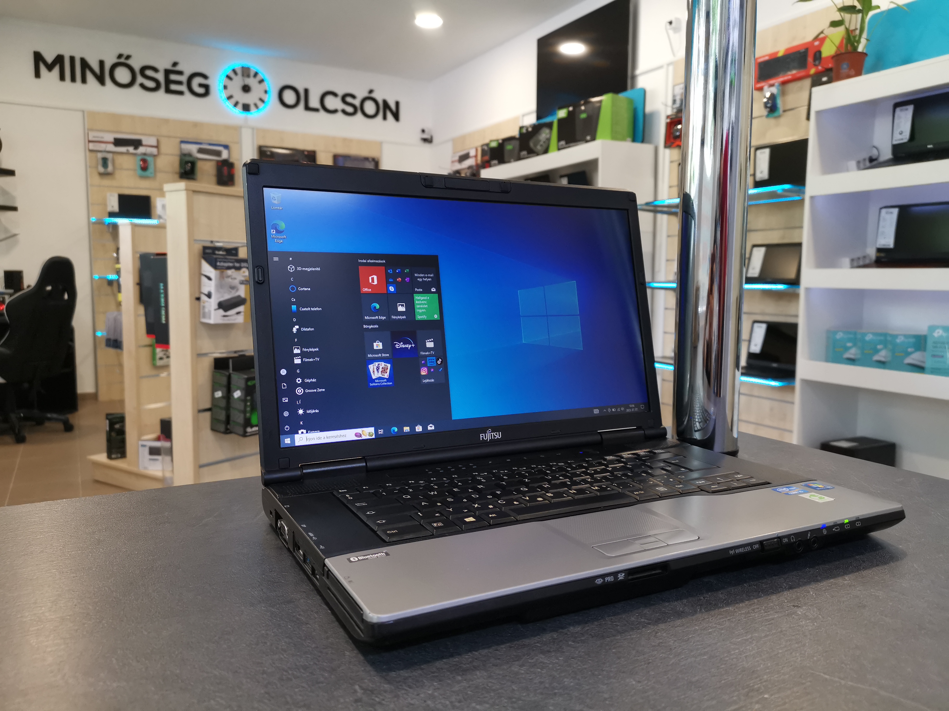 Fujitsu Lifebook E752